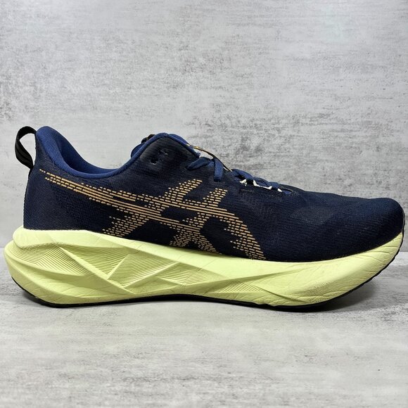 Asics Novablast 5 Running Shoes - Men\'s Size 12.5 - Blue